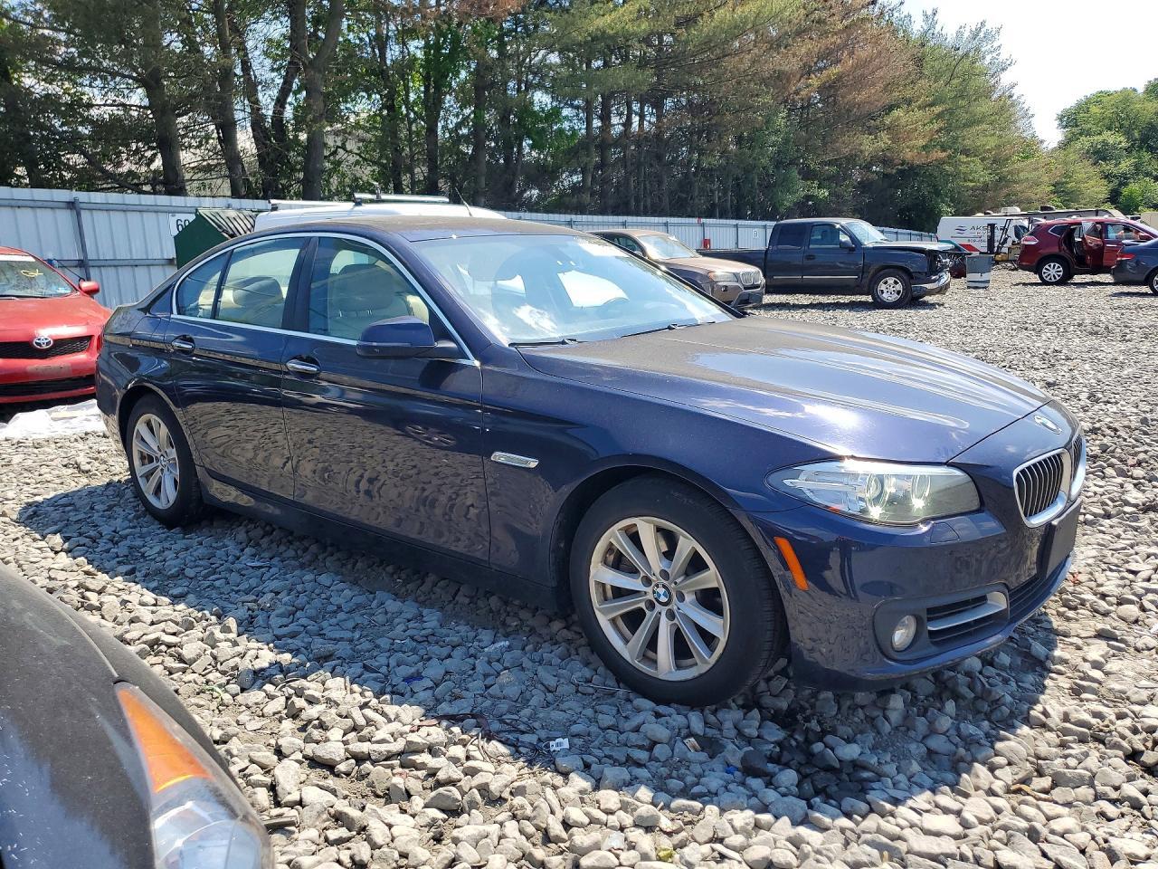 2015 BMW Seria 5 528i - zdjęcie 4
