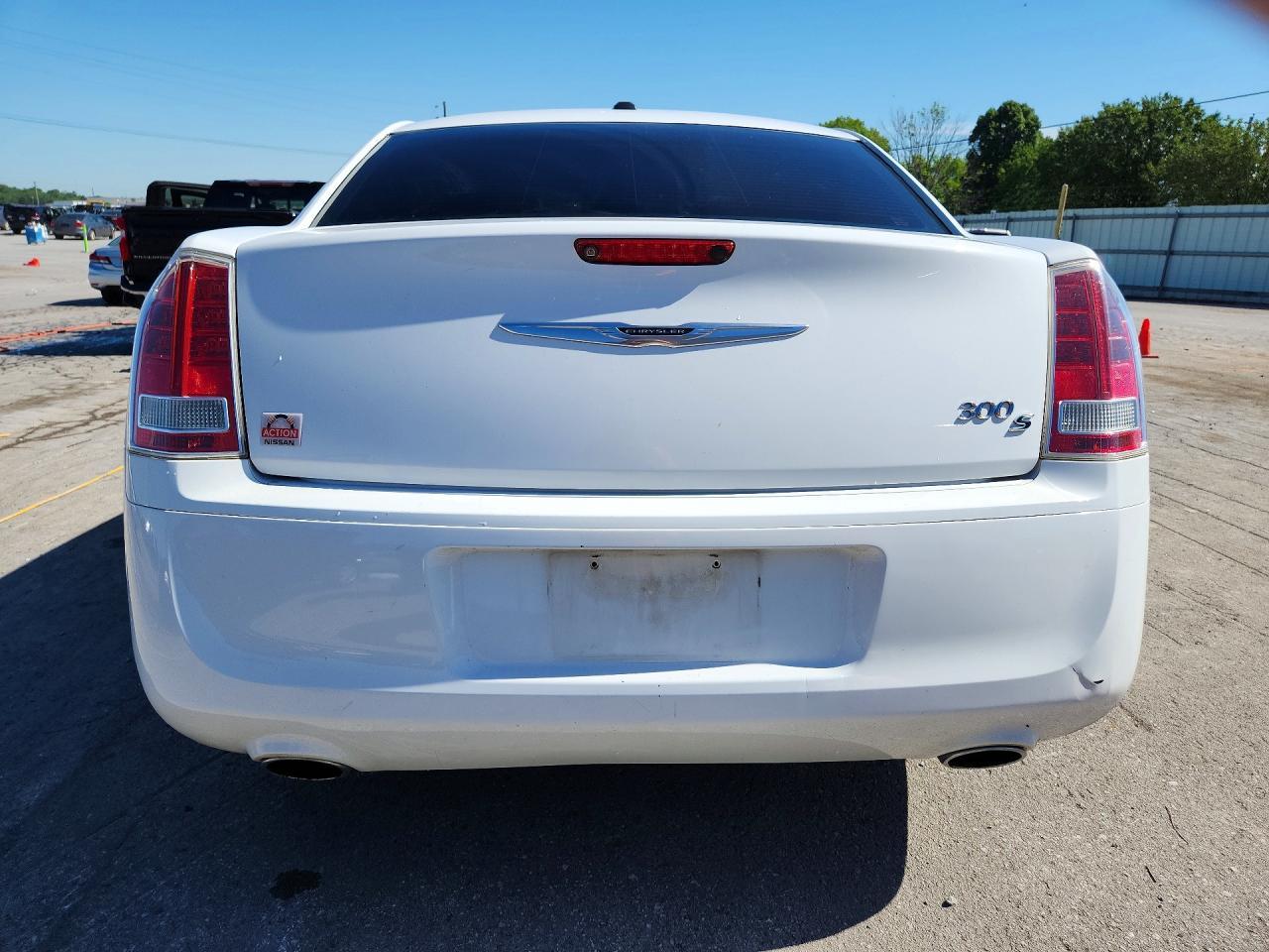 2013 Chrysler 300 S - zdjęcie 6