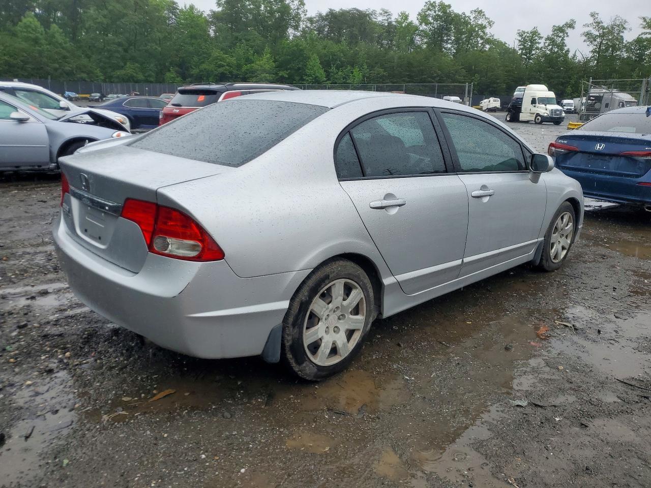 2021 Honda Civic Lx - zdjęcie 3