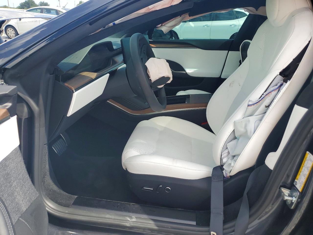 2026 Tesla Model S - zdjęcie 7