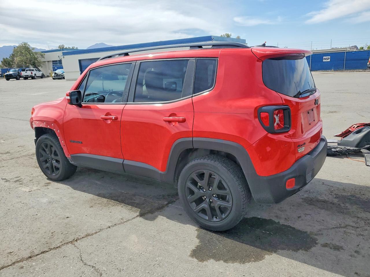 2017 Jeep Renegade Latitude - zdjęcie 2