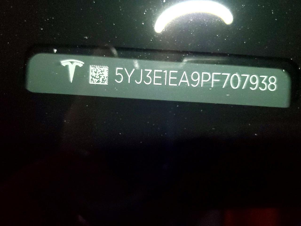 2023 Tesla Model 3 - zdjęcie 12