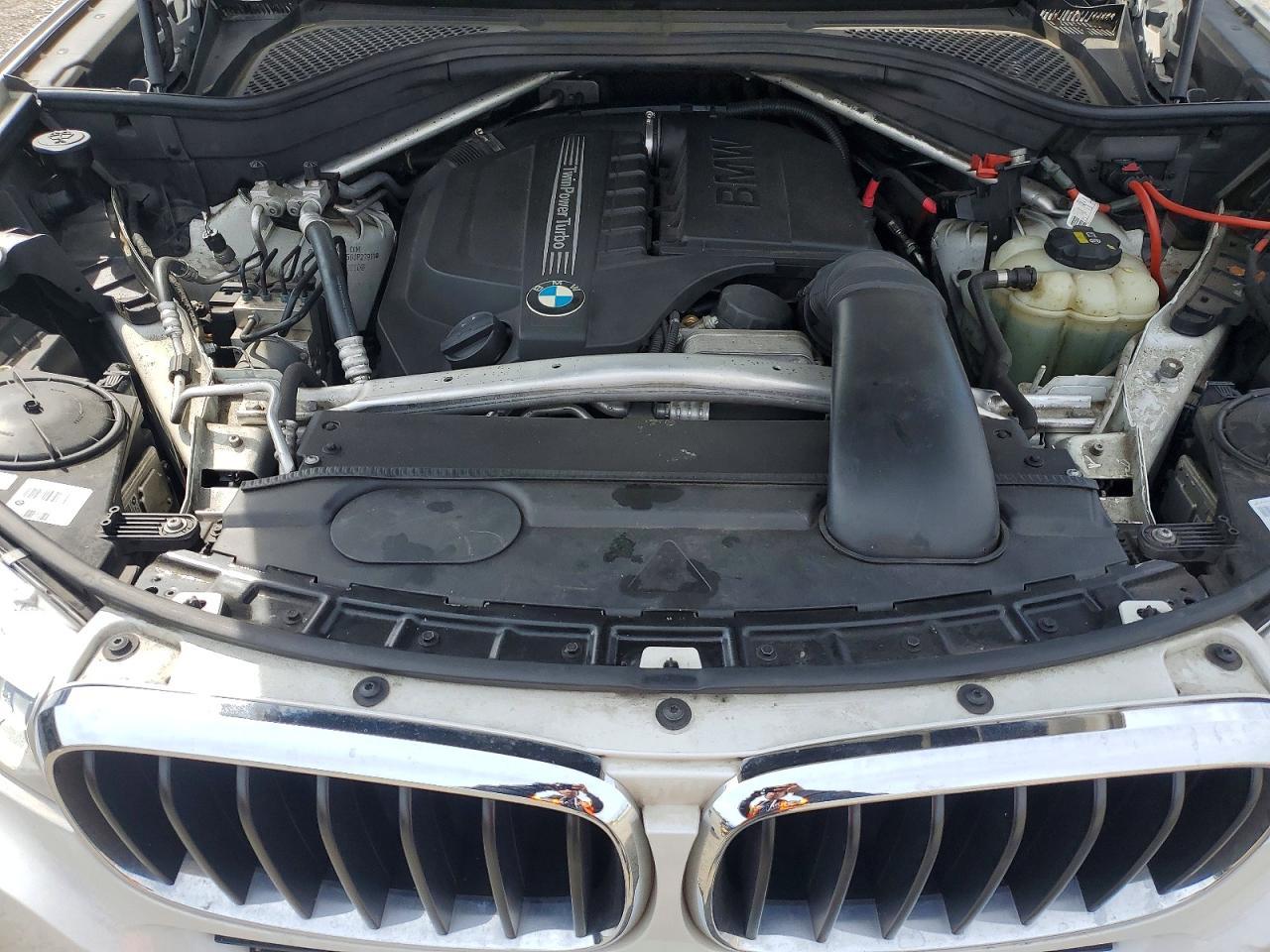 2016 BMW X5 xDrive35I - zdjęcie 12