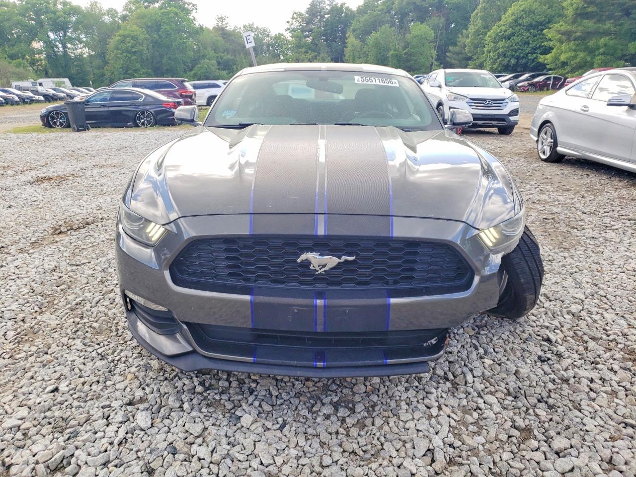 2015 Ford Mustang - zdjęcie 5