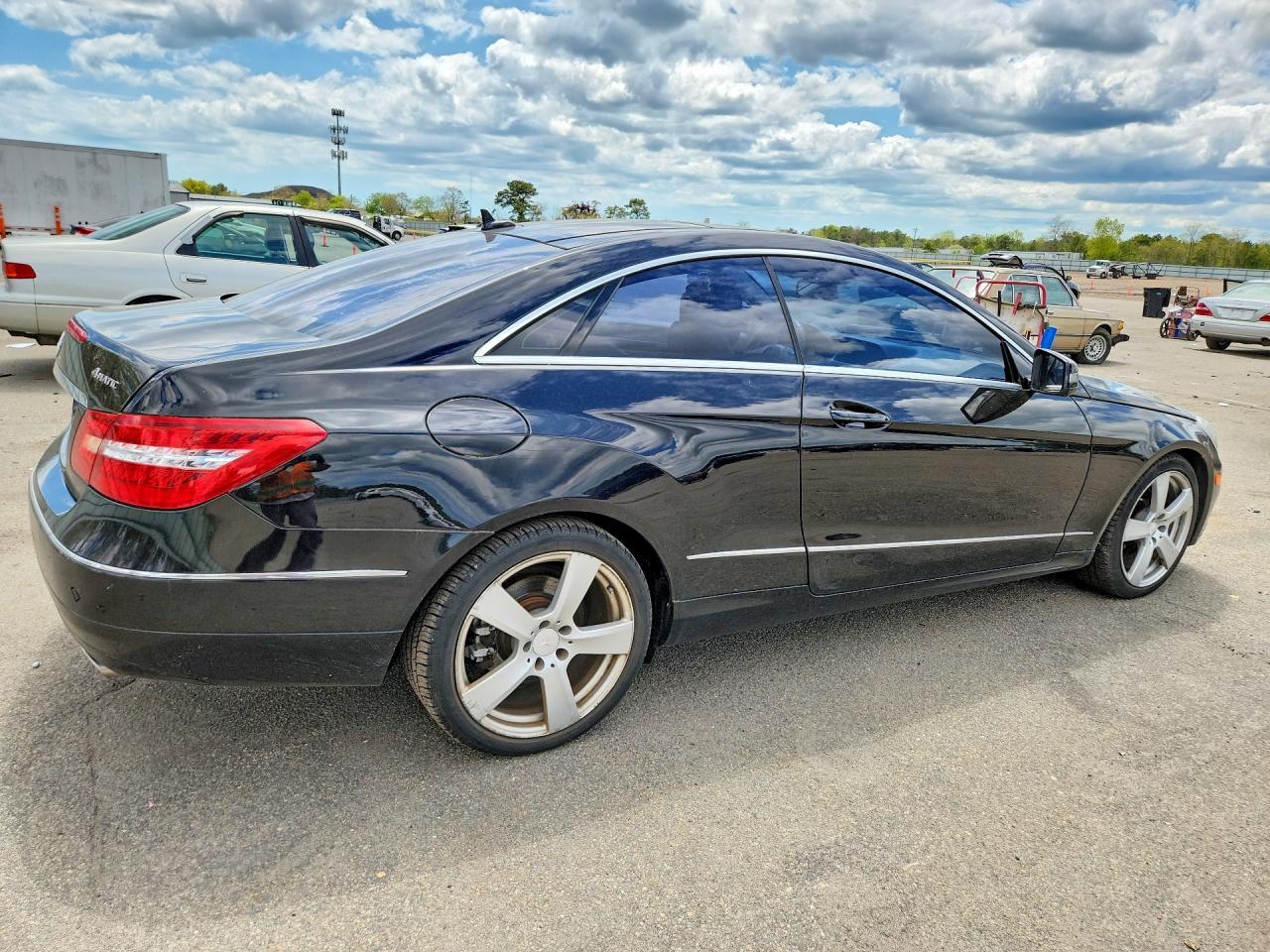 2013 Mercedes-Benz E 350 4Matic - zdjęcie 3