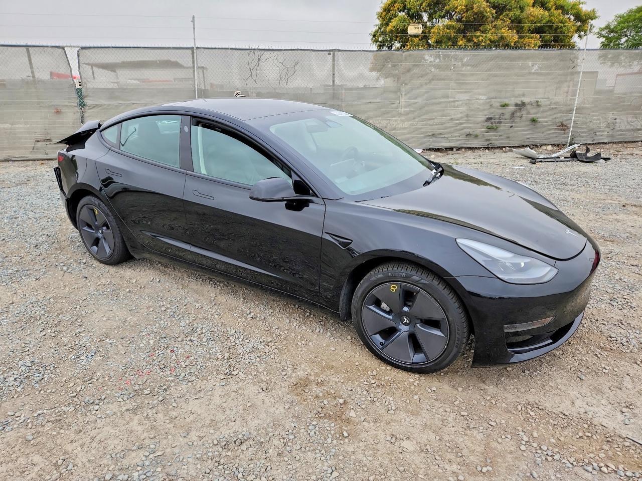 2023 Tesla Model 3 - zdjęcie 7