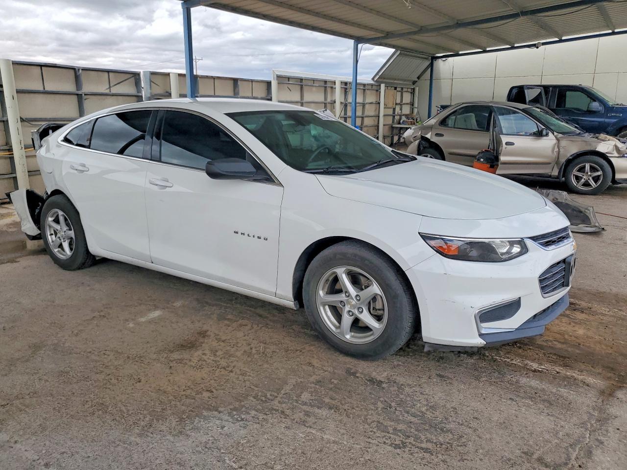 2018 Chevrolet Malibu Ls - zdjęcie 4