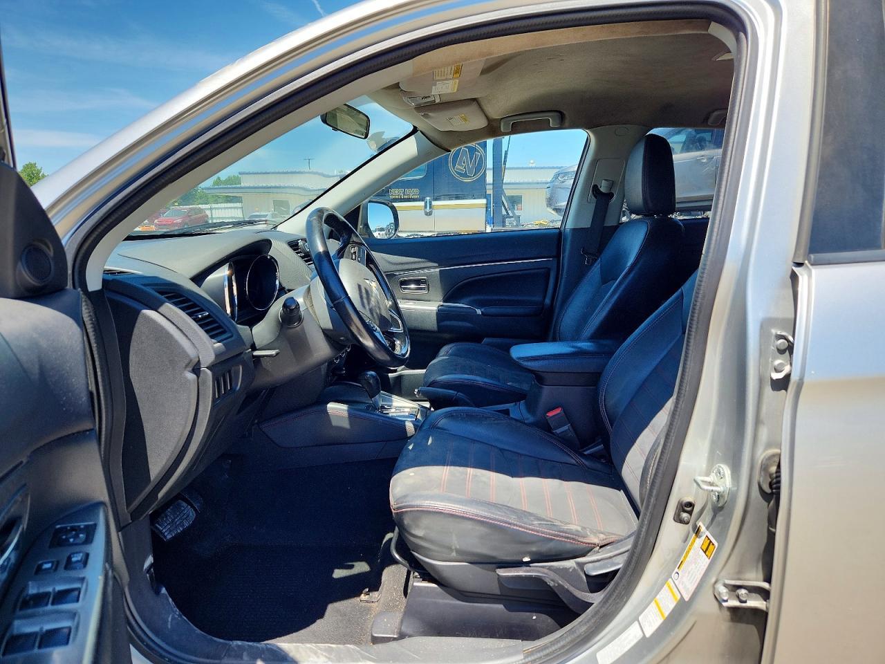 2018 Mitsubishi Outlander Sport Es - zdjęcie 7