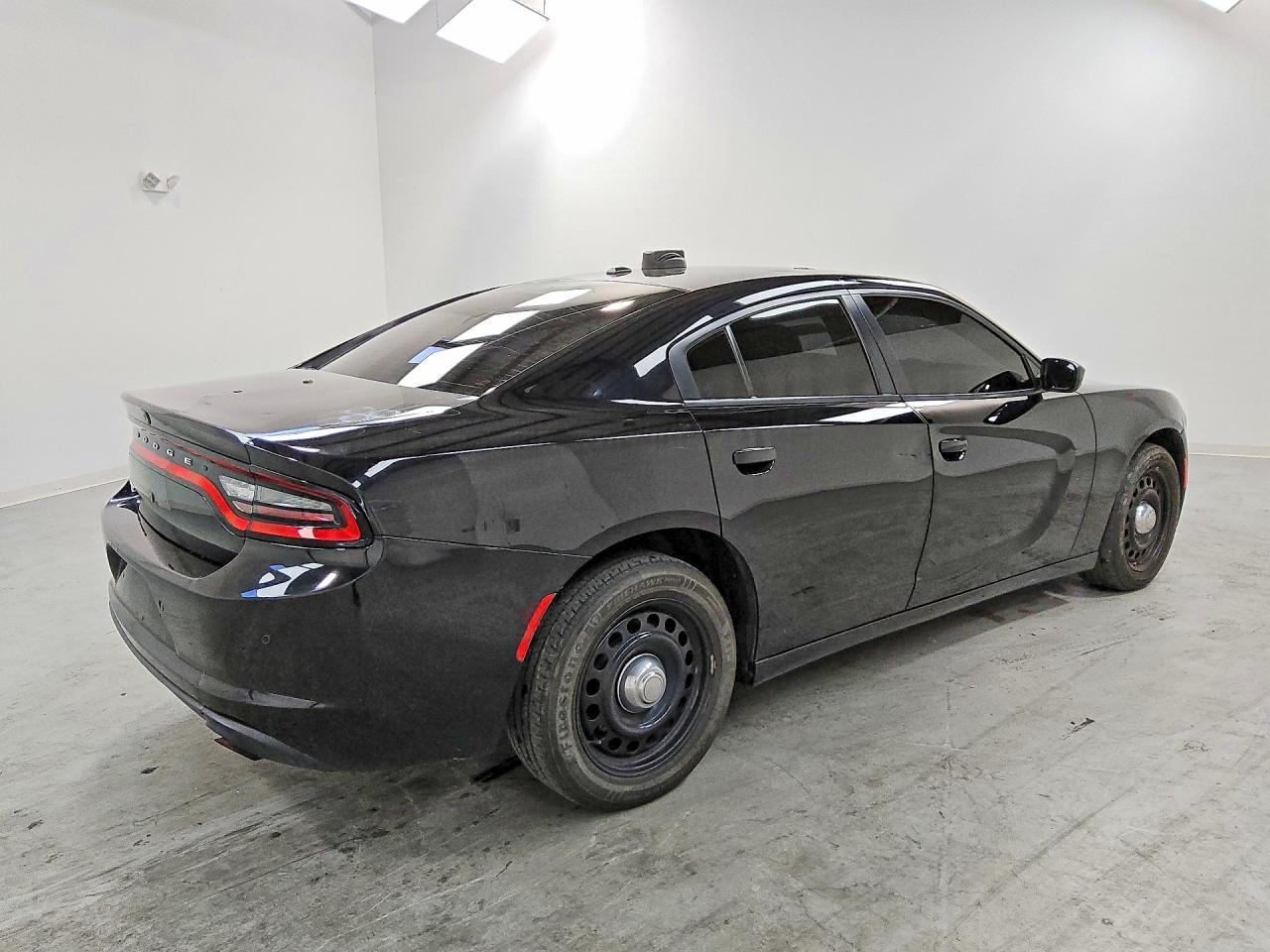 2019 Dodge Charger Police - zdjęcie 3