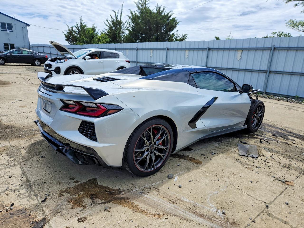 2024 Chevrolet Corvette Stingray 2Lt - zdjęcie 3