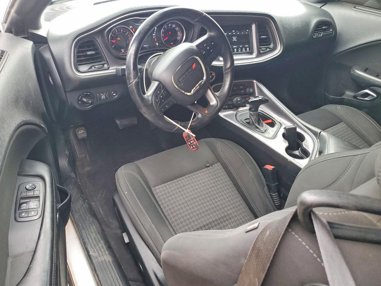2018 Dodge Challenger R - zdjęcie 8