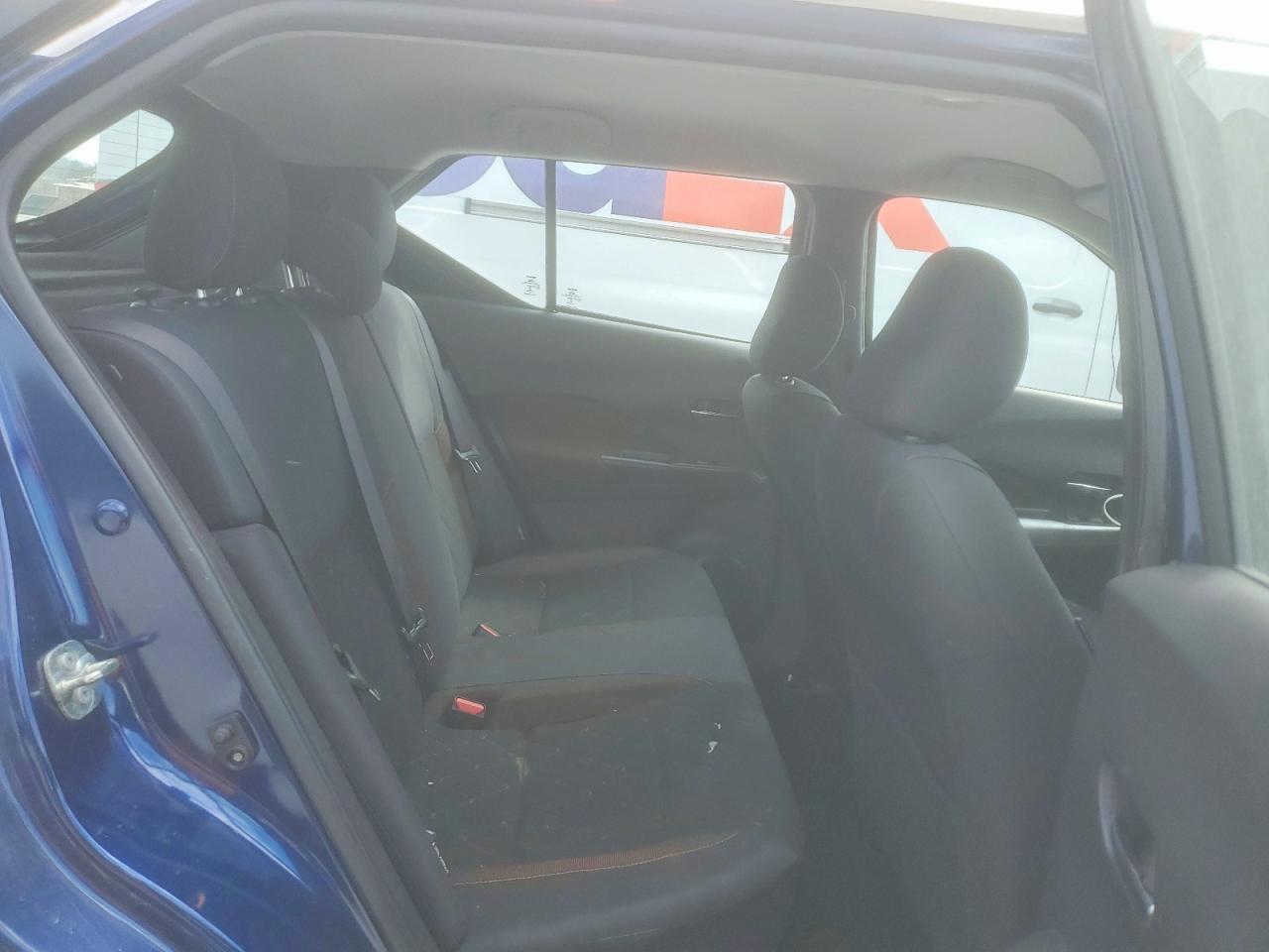 2020 Nissan Kicks Sr - zdjęcie 11