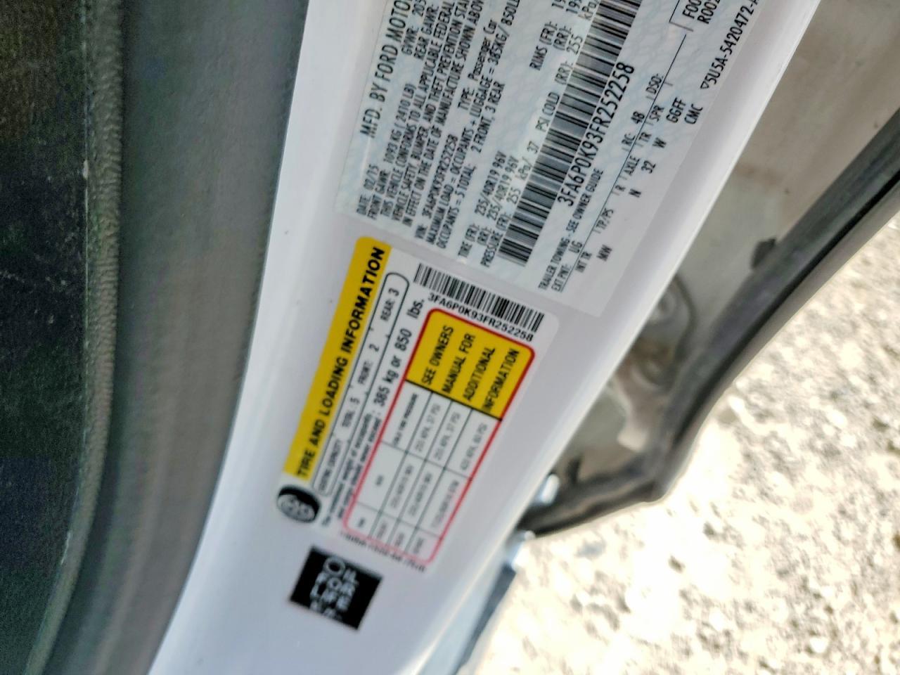 2015 Ford Fusion Titanium - zdjęcie 12
