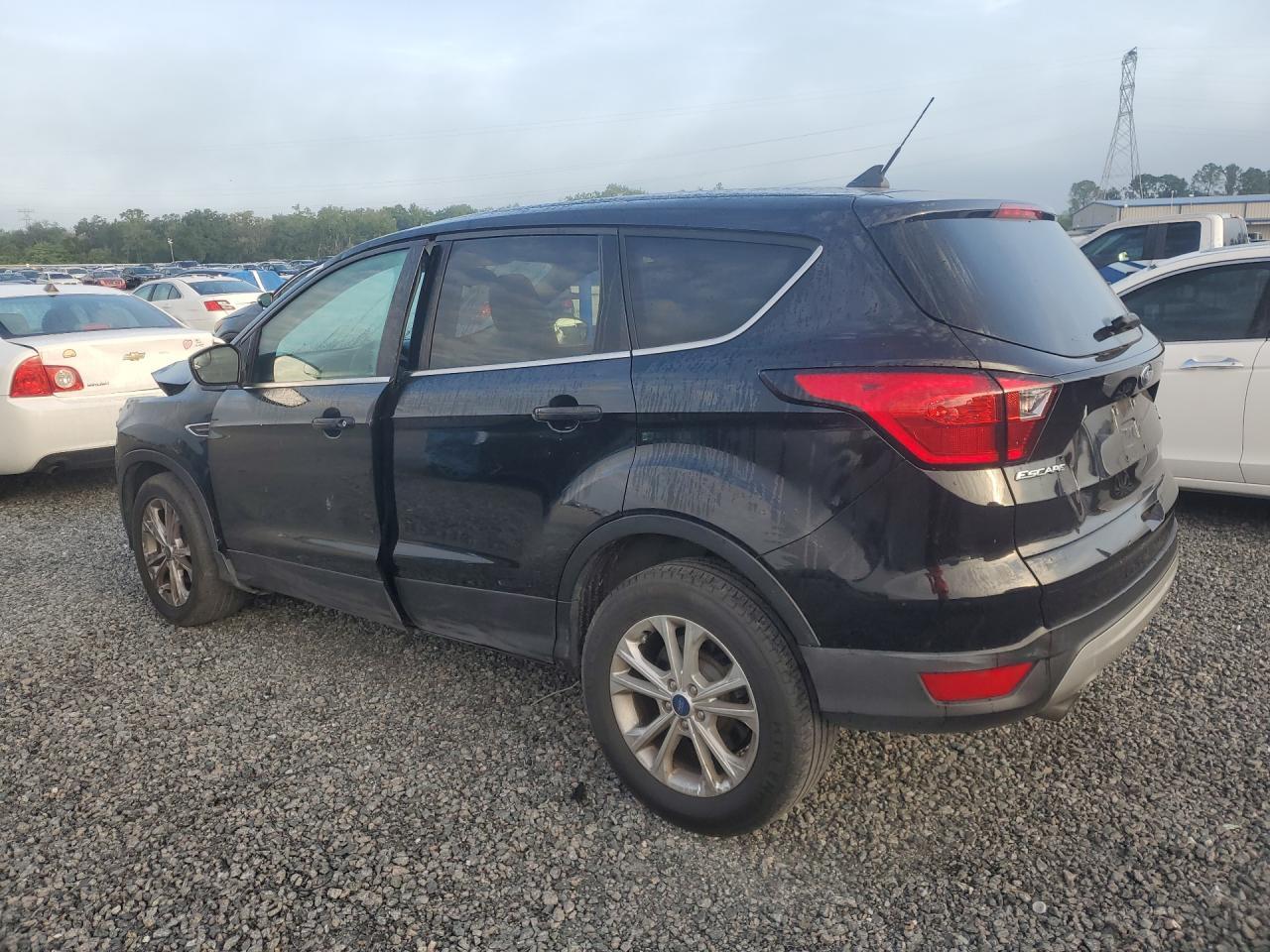 2019 Ford Escape Se - zdjęcie 2