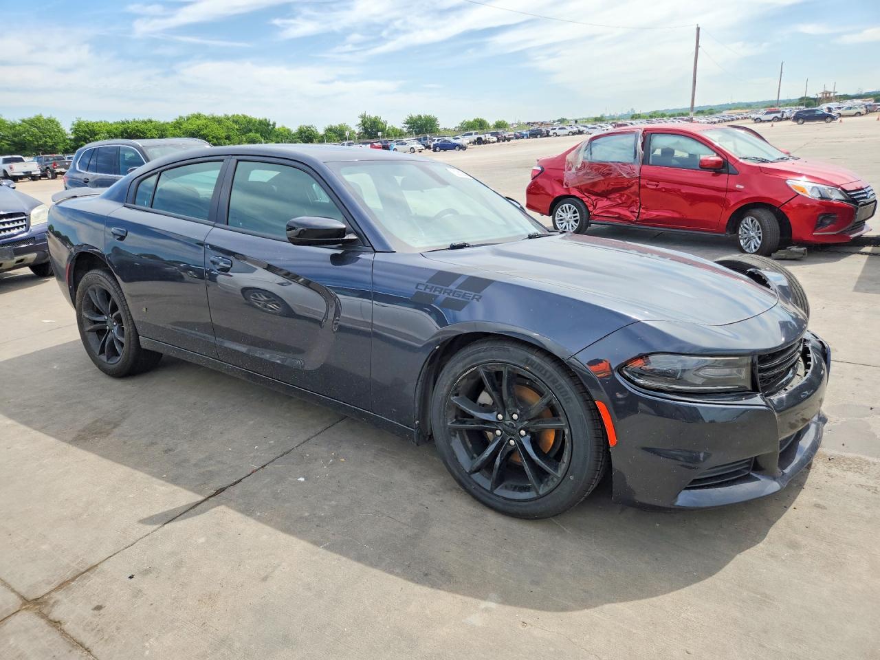 2016 Dodge Charger - zdjęcie 4