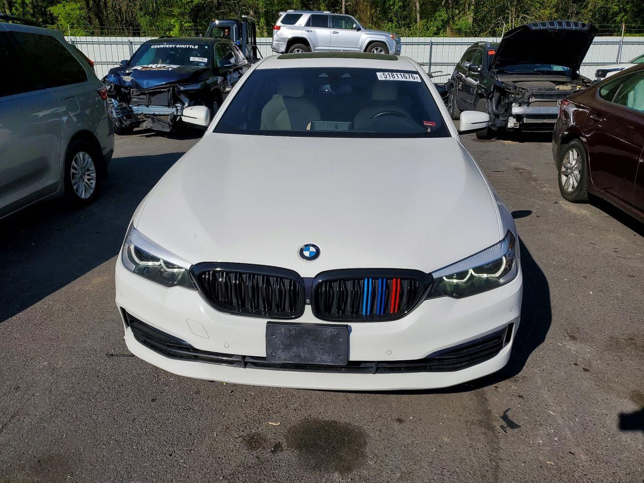 2020 BMW 530 Xi - zdjęcie 5