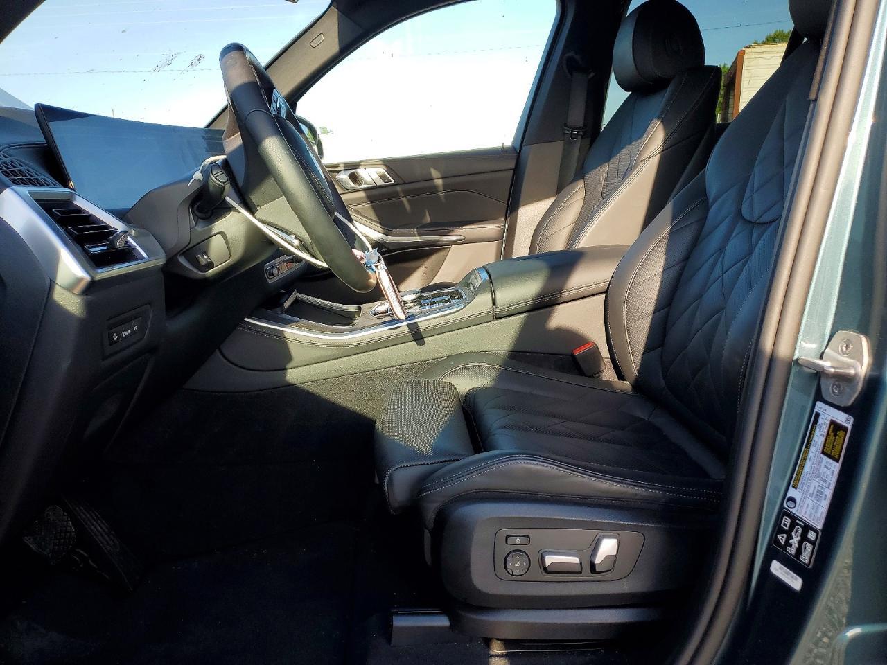 2024 BMW X5 xDrive40I - zdjęcie 7