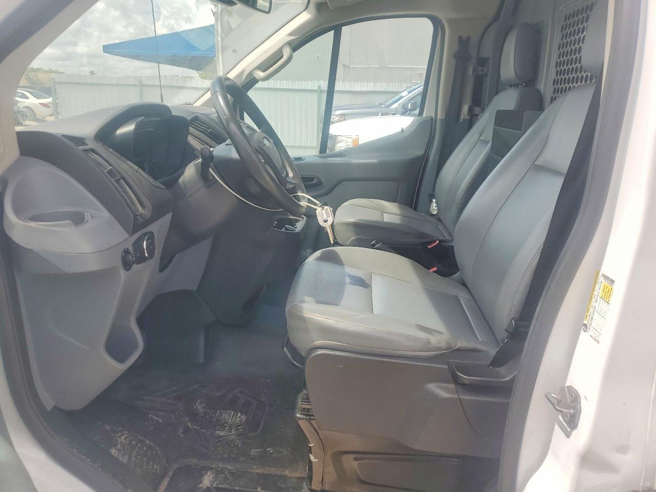 2018 Ford Transit T-250 - zdjęcie 7