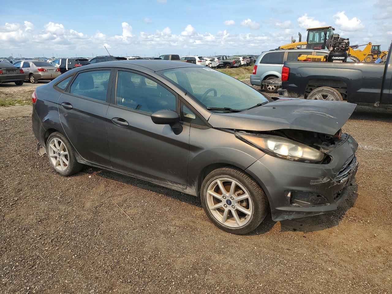 2019 Ford Fiesta Se - zdjęcie 4