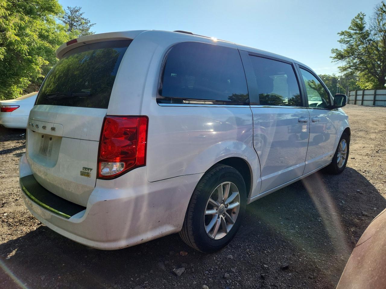 2019 Dodge Grand Caravan Sxt - zdjęcie 3