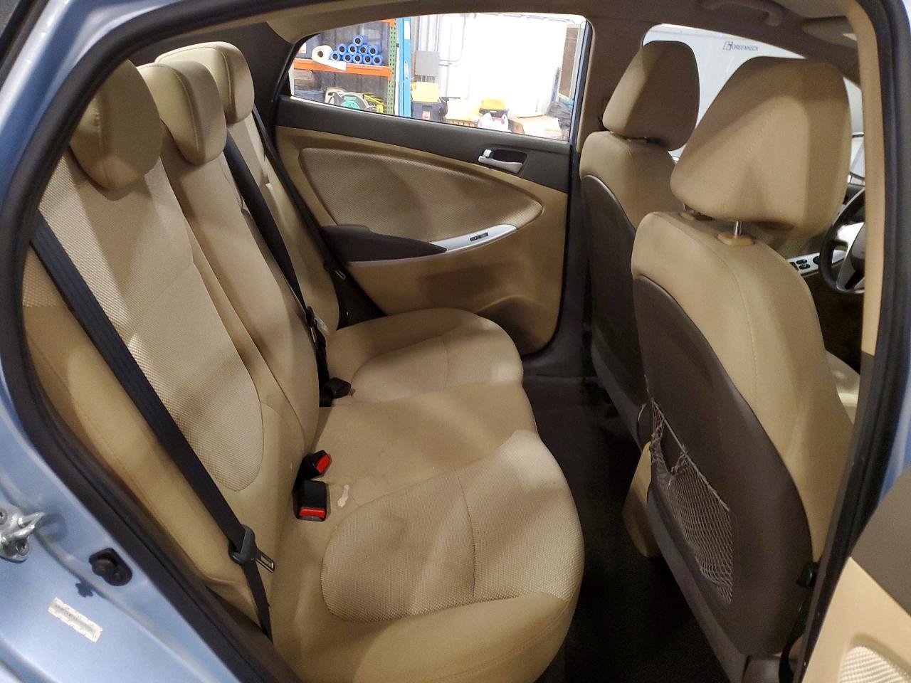 2013 Hyundai Accent Gls - zdjęcie 10