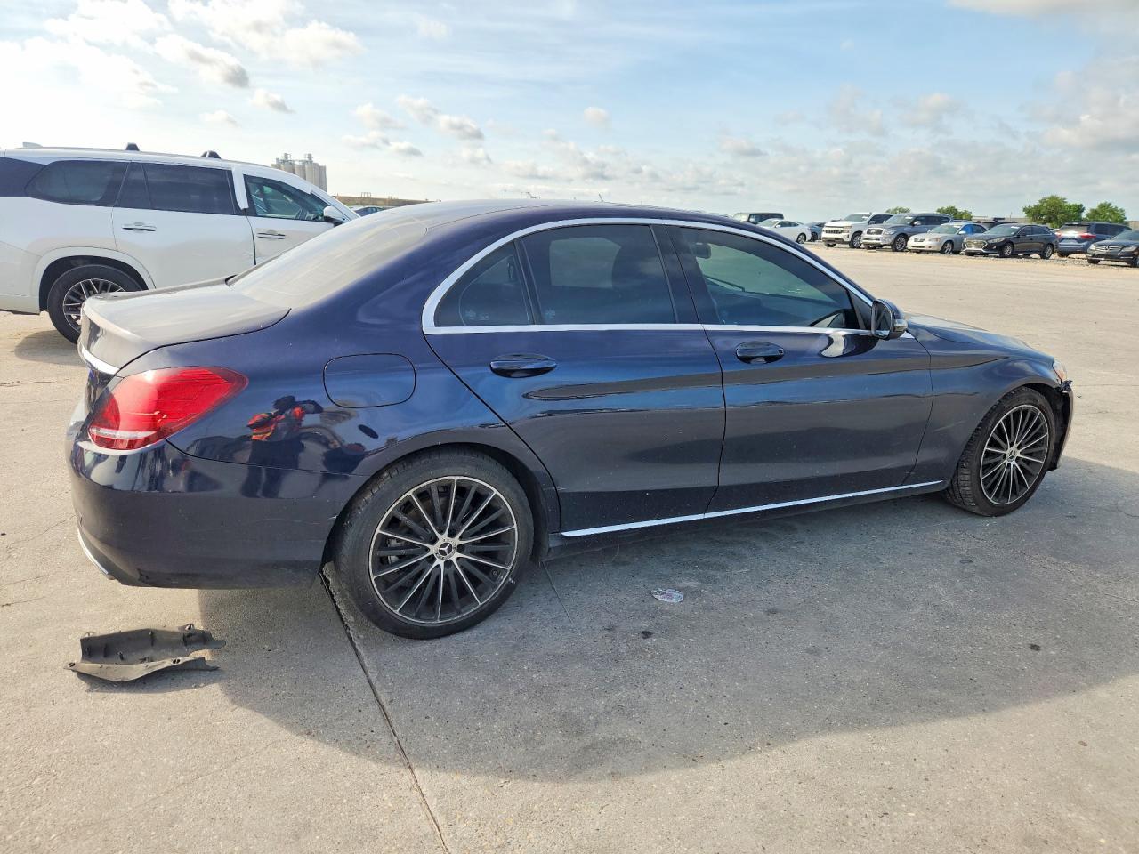 2019 Mercedes-Benz C 300 - zdjęcie 3