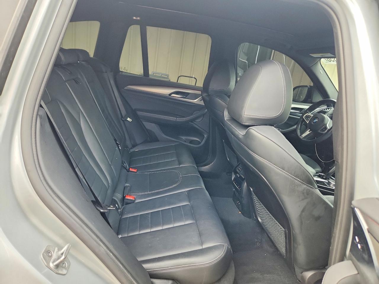 2021 BMW X3 xDrivem40I - zdjęcie 11