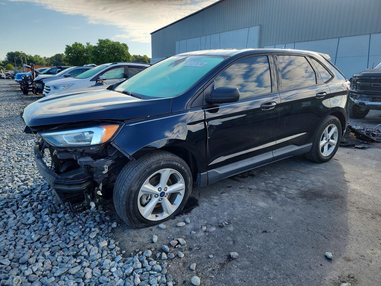 2020 Ford Edge Se - zdjęcie główne