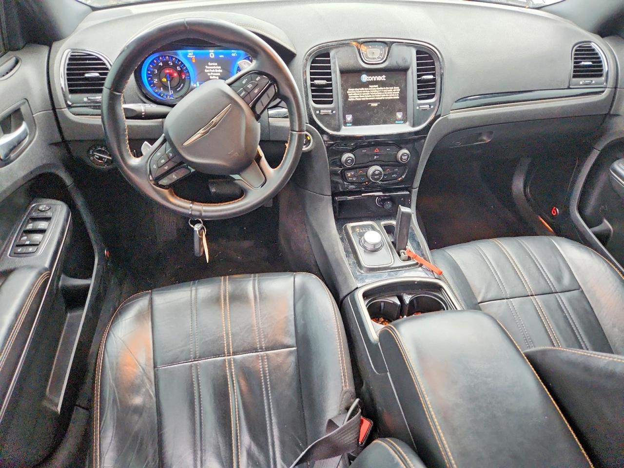 2016 Chrysler 300 S - zdjęcie 8