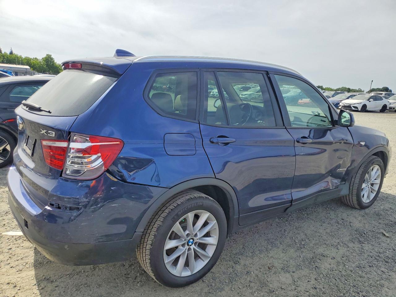 2016 BMW X3 xDrive28I - zdjęcie 3