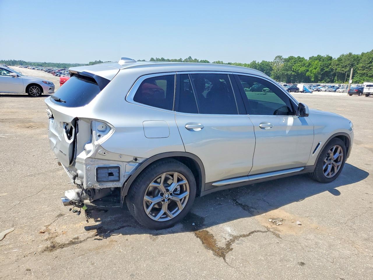 2021 BMW X3 xDrive30I - zdjęcie 3
