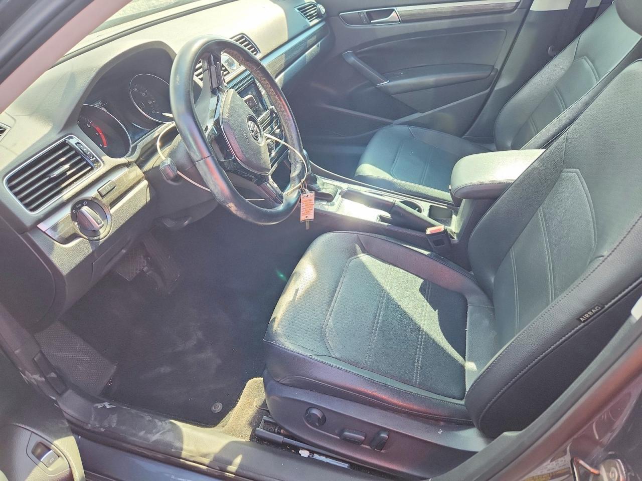2016 Volkswagen Passat Se - zdjęcie 7