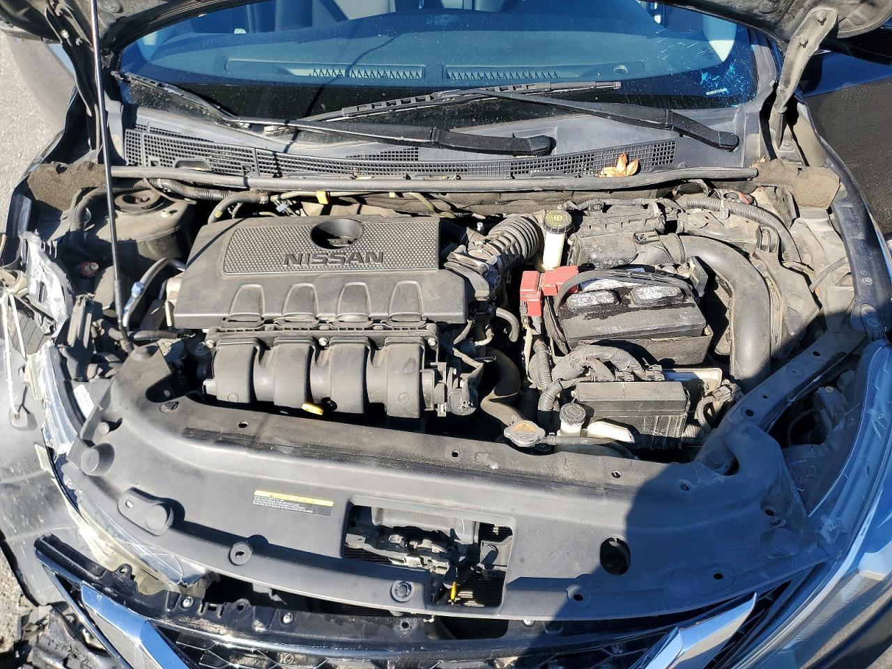 2018 Nissan Sentra S - zdjęcie 11