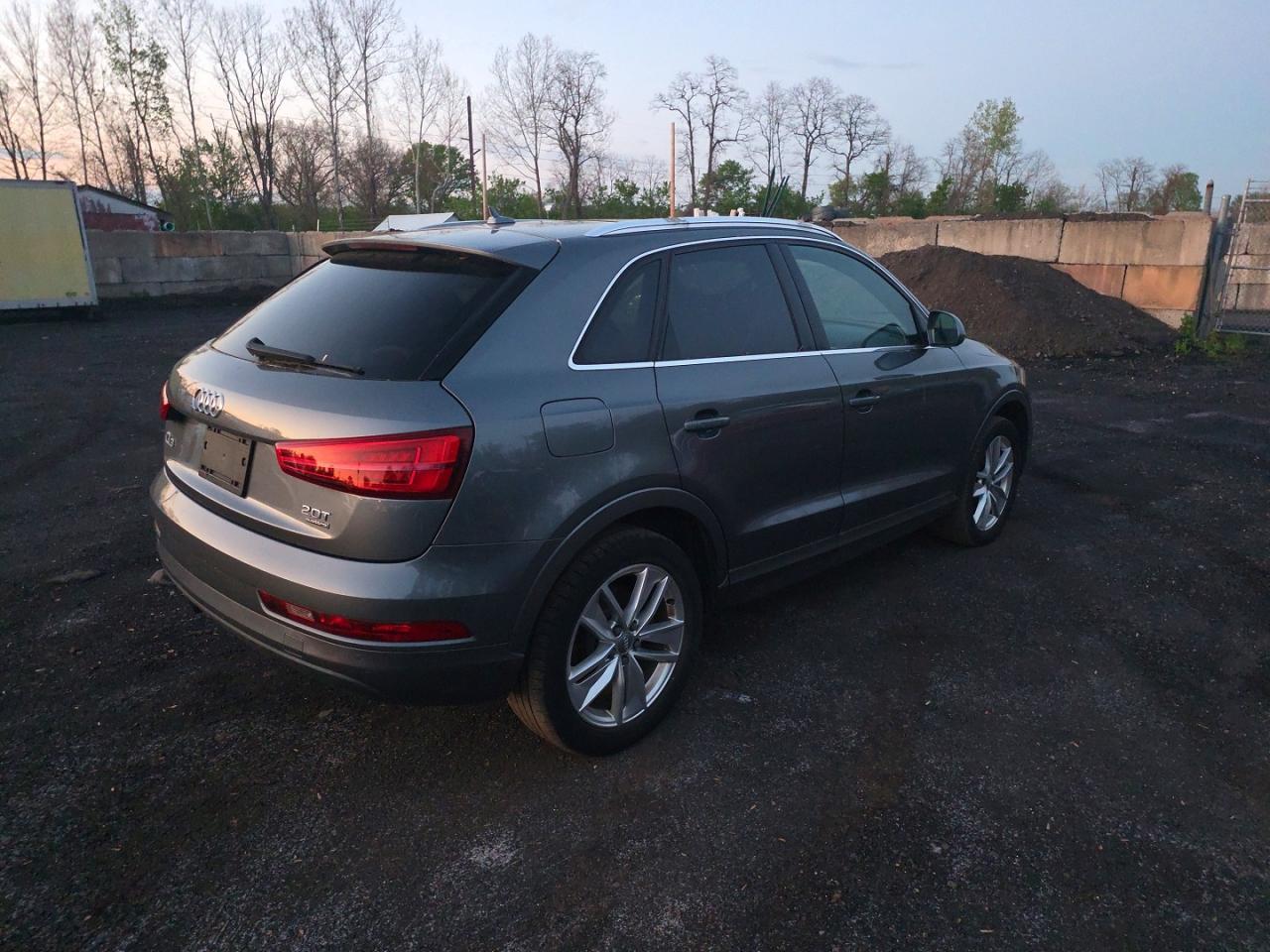 2016 Audi Q3 Premium Plus - zdjęcie 4