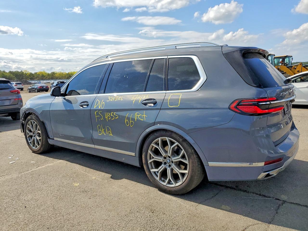 BMW X7 - zdjęcie 2