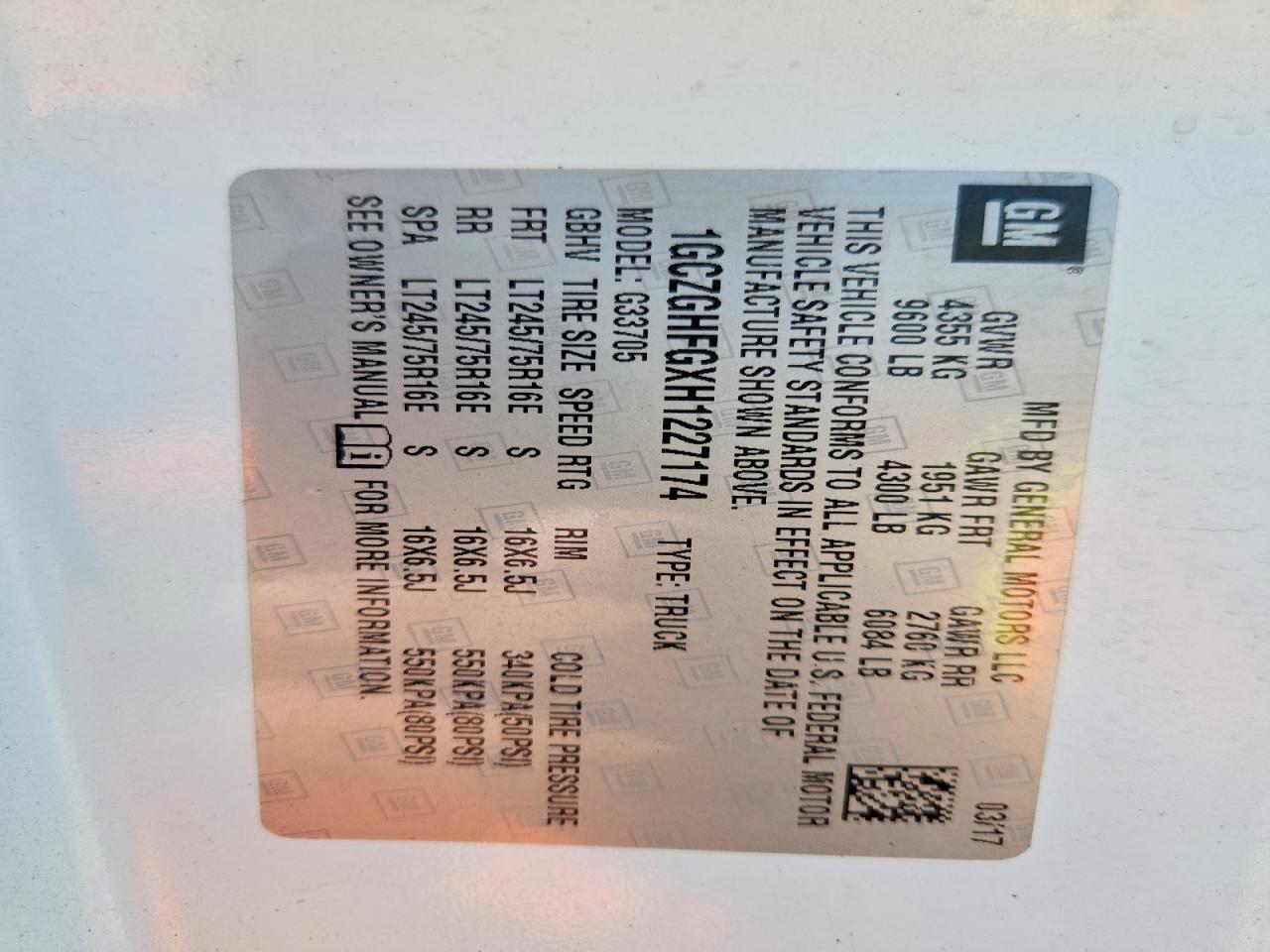 2017 Chev Express G3500 - zdjęcie 13