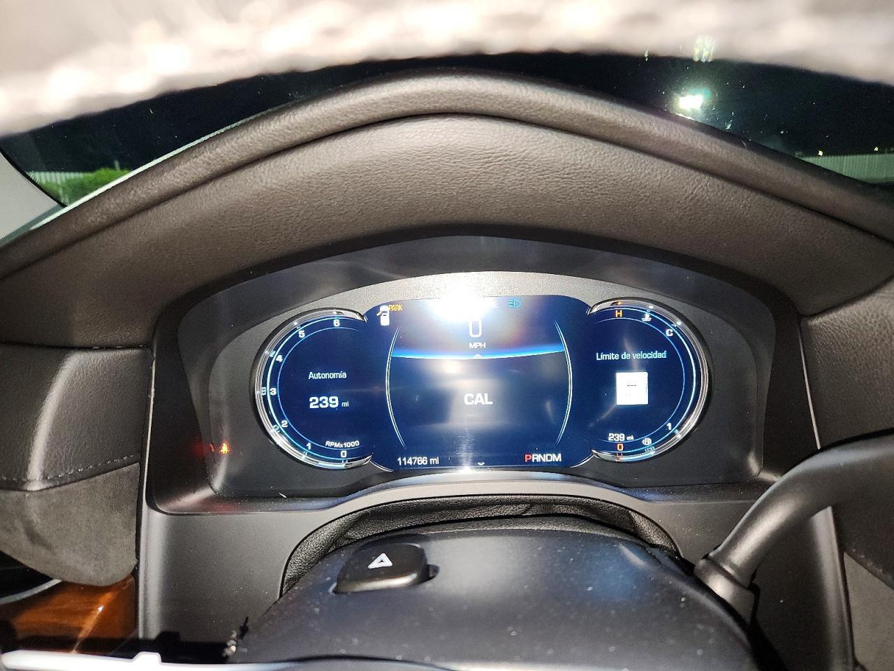 2016 Cadillac Escalade Esv - zdjęcie 9