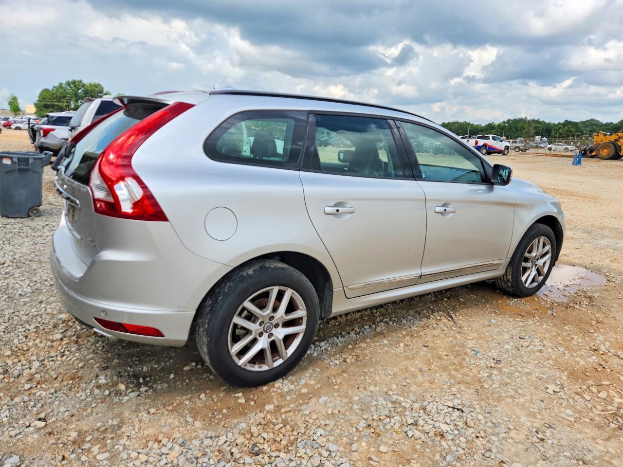 2017 Volvo Xc60 T5 - zdjęcie 3