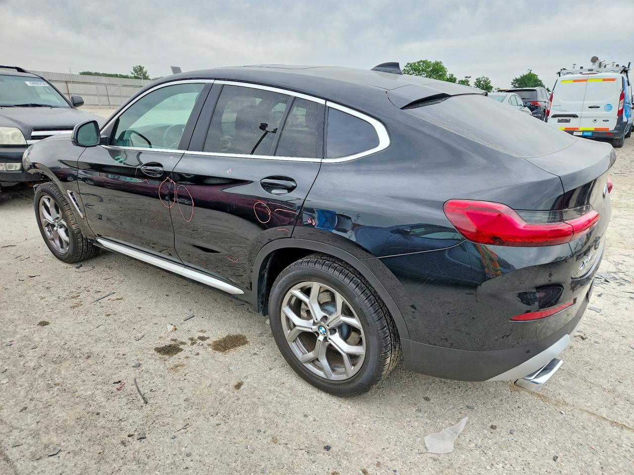 2024 BMW X4 xDrive30I - zdjęcie 2