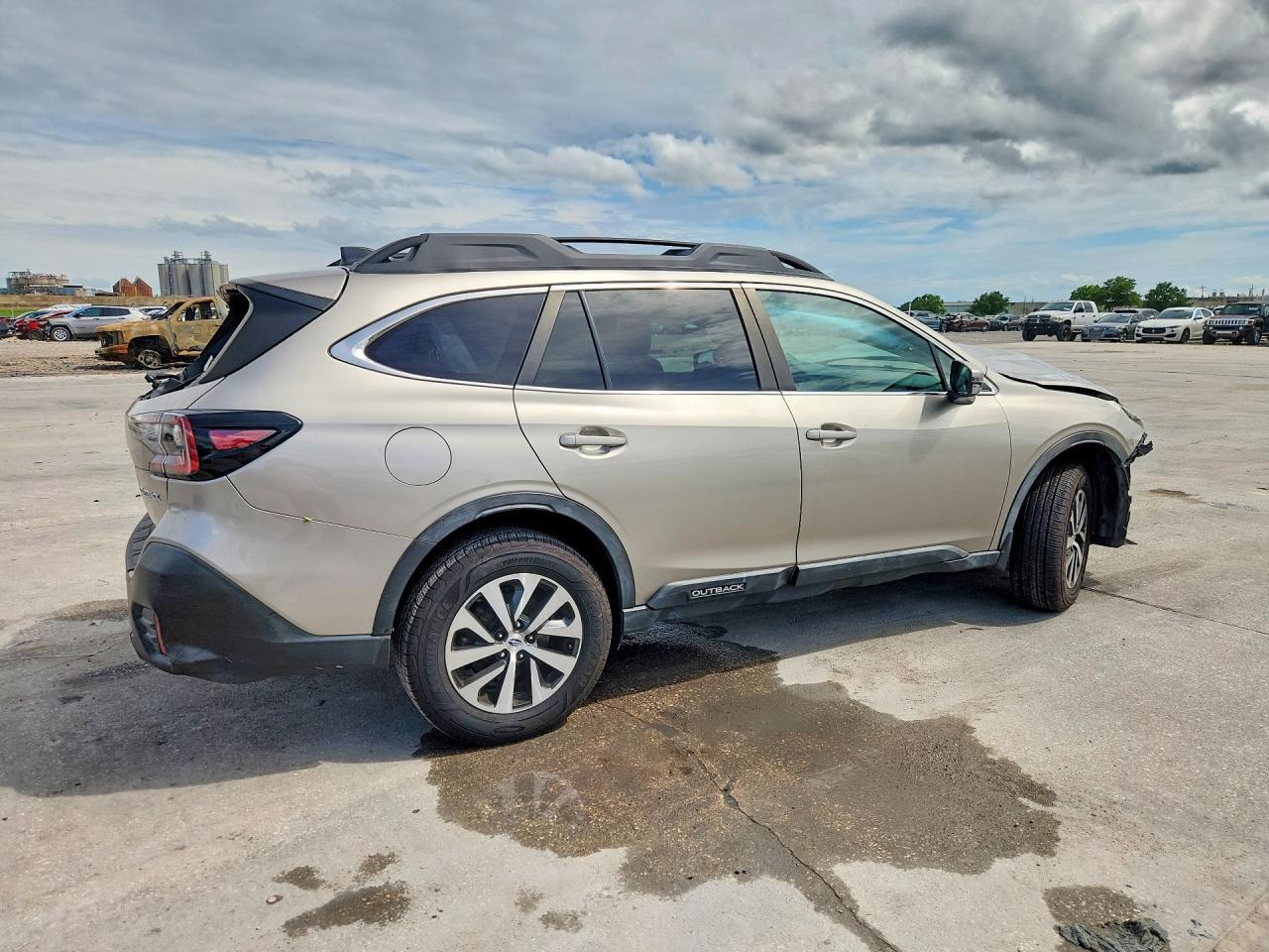 2020 Subaru Outback Premium - zdjęcie 3