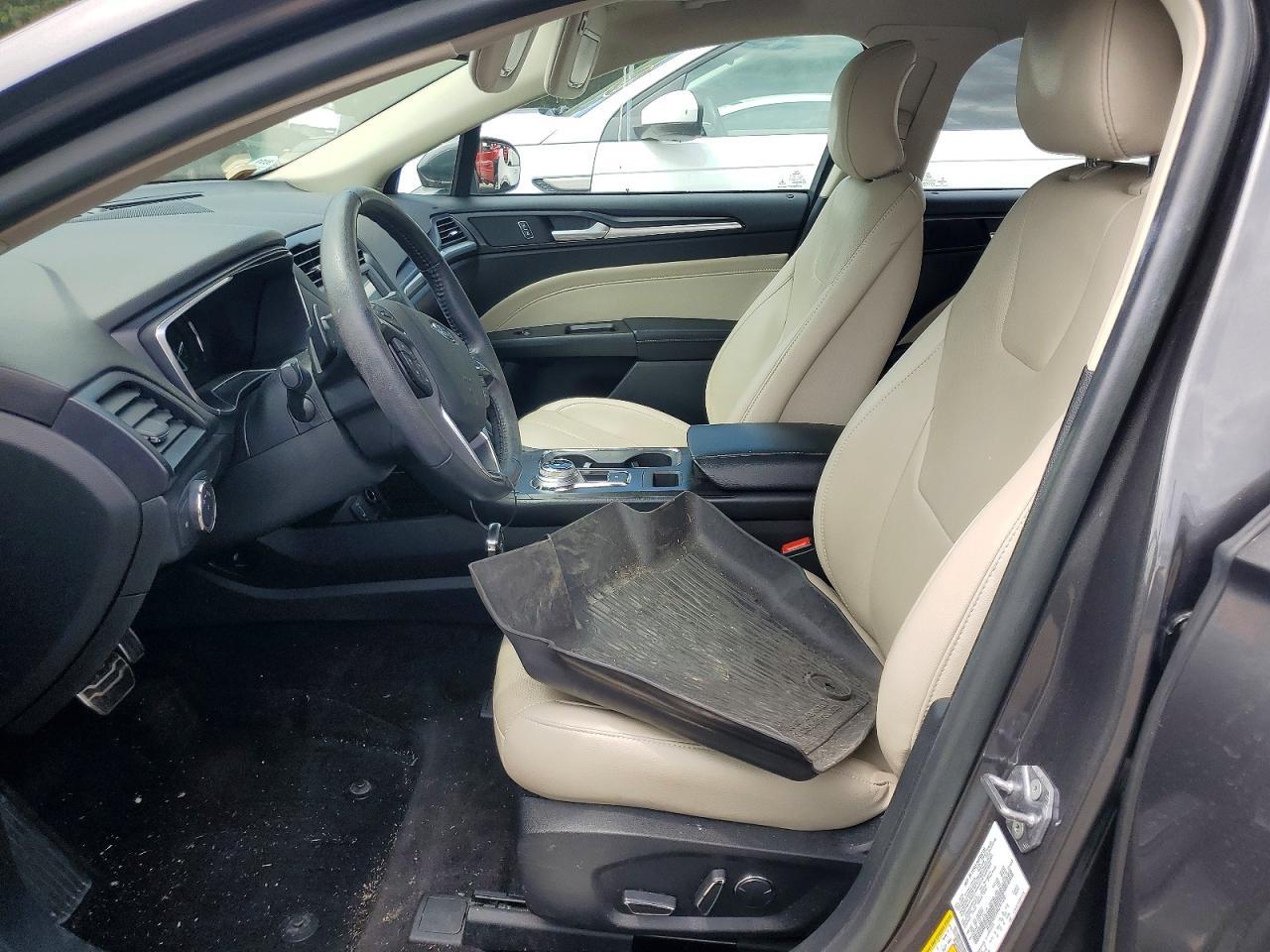 2018 Ford Fusion Titanium - zdjęcie 7