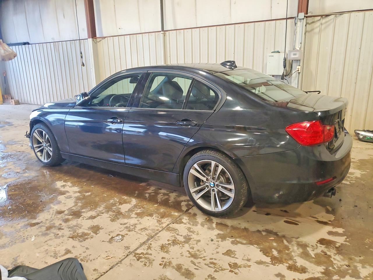 2013 BMW Seria 3 328i - zdjęcie 2