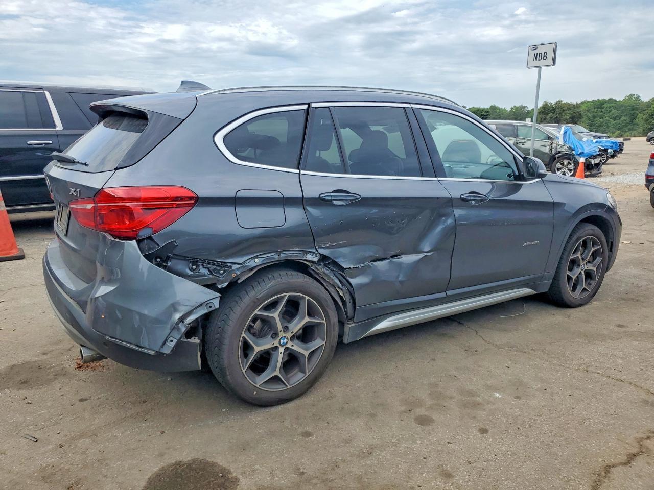 2018 BMW X1 xDrive28I - zdjęcie 3