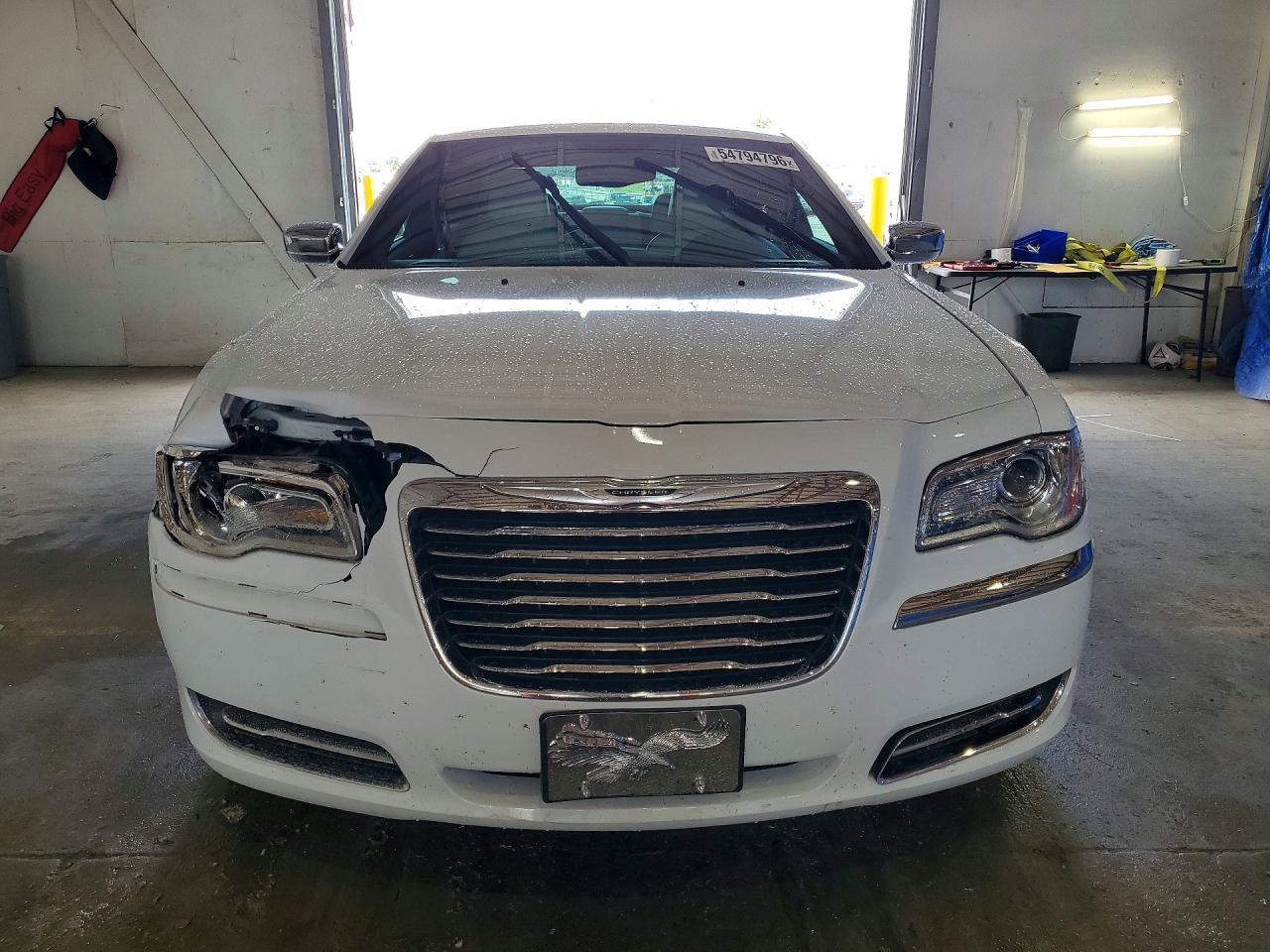 2014 Chrysler 300 - zdjęcie 5