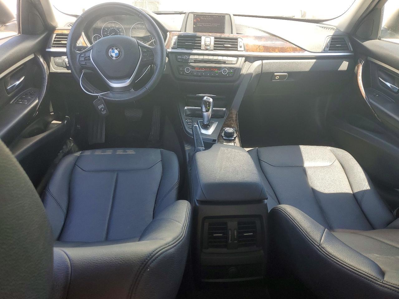 2015 BMW 328 I - zdjęcie 8