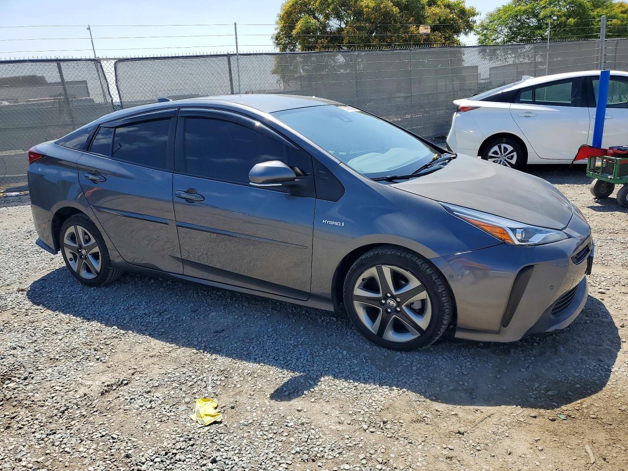 2021 Toyota Prius Xle - zdjęcie 4