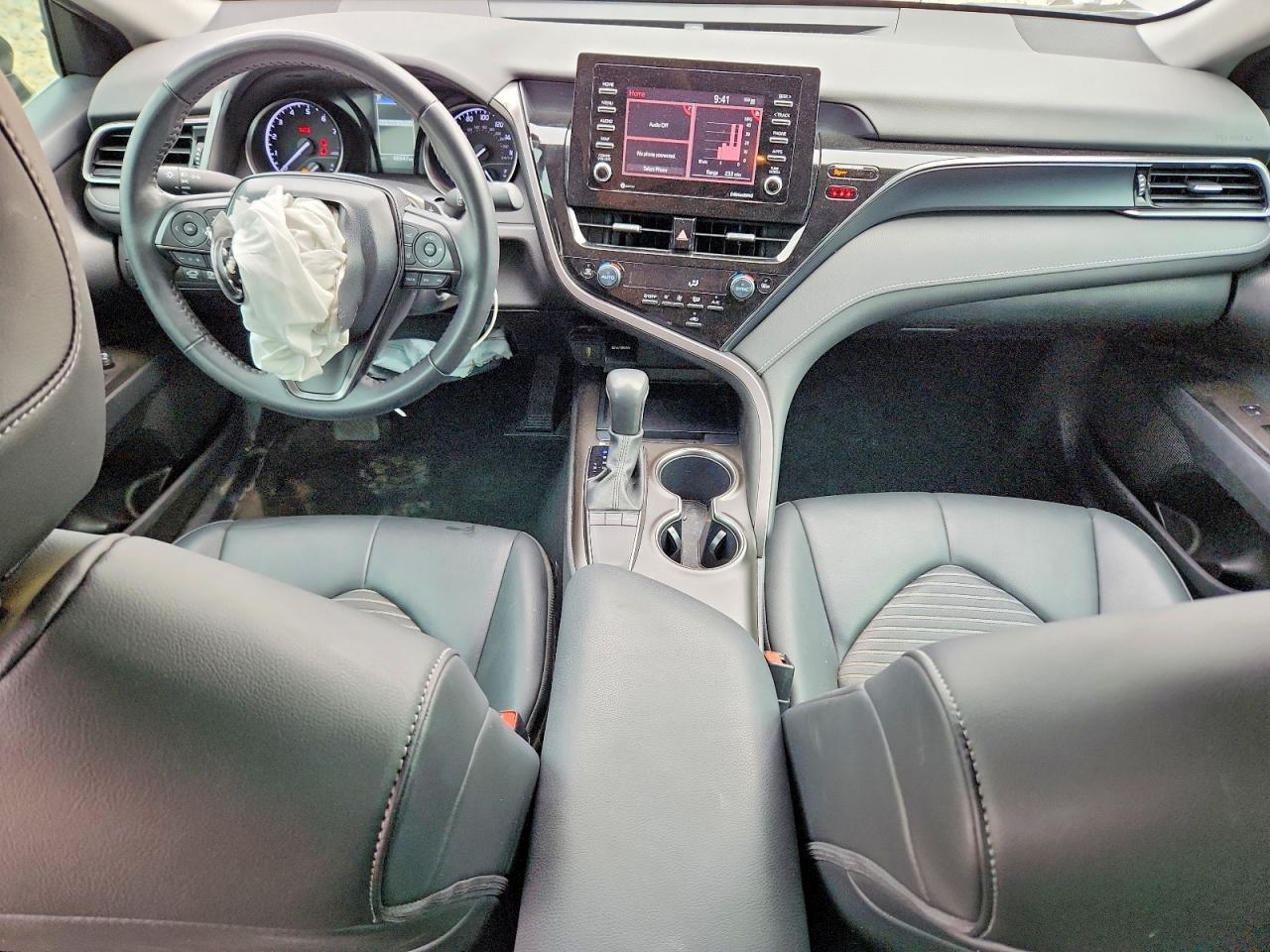 2023 Toyota Camry Se - zdjęcie 8