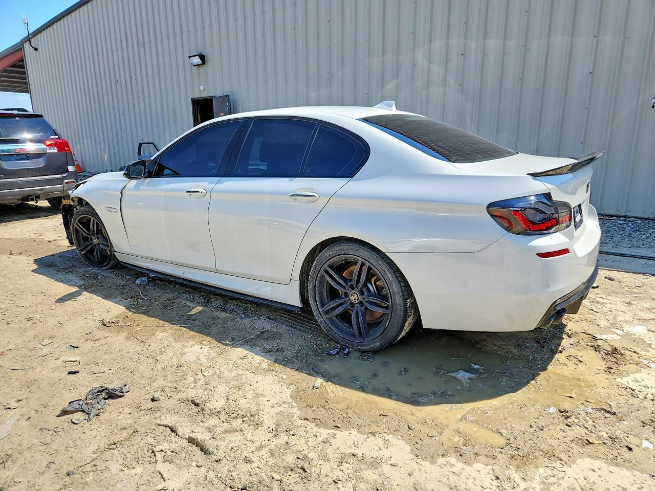 2016 BMW 550 Xi - zdjęcie 2