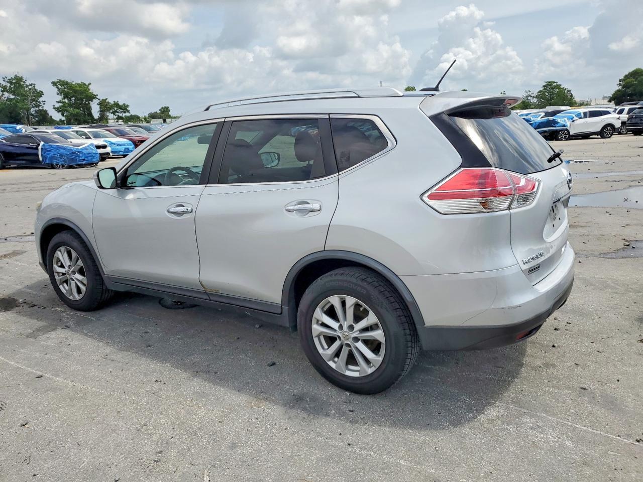 2015 Nissan Rogue Sv - zdjęcie 2