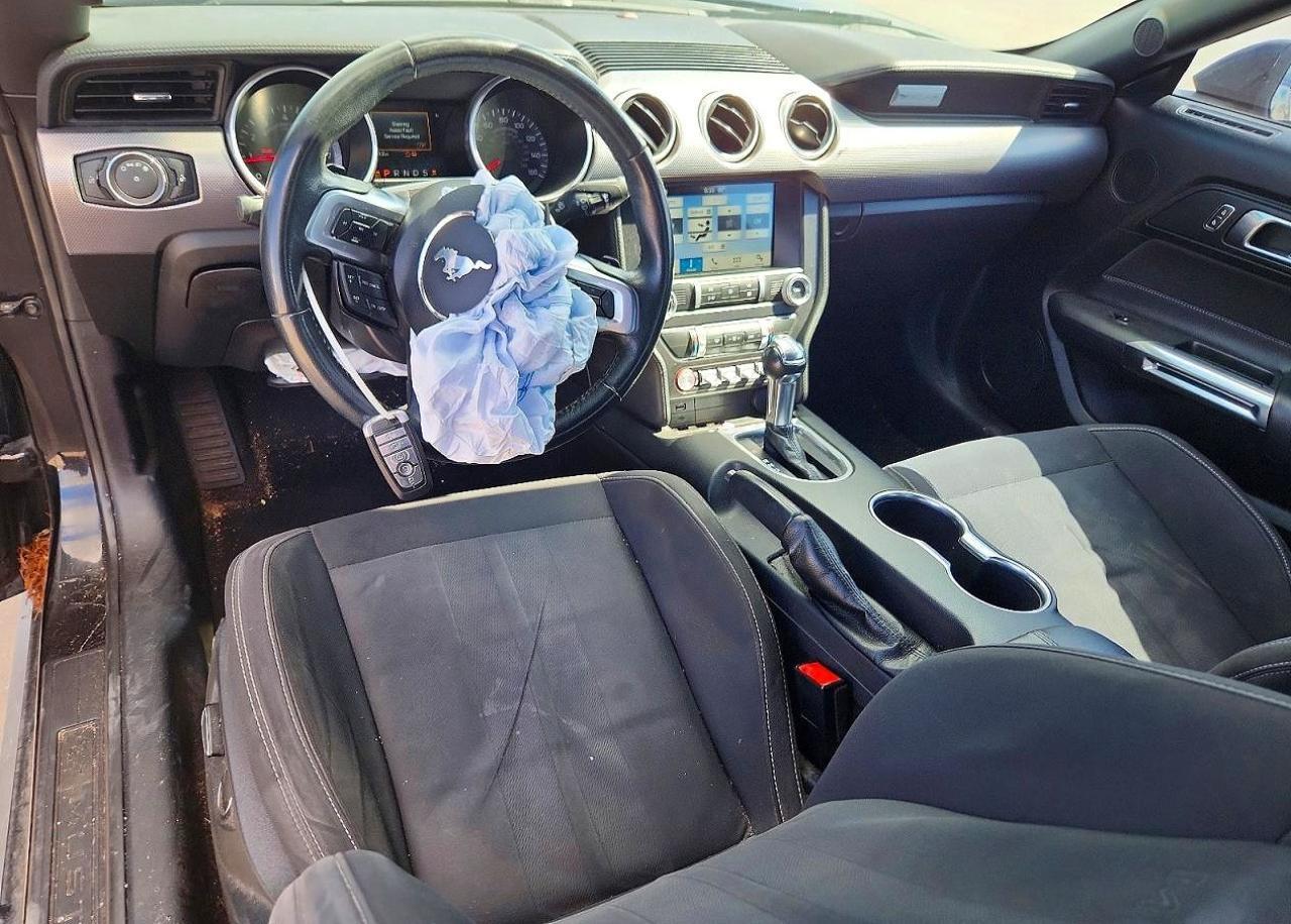2019 Ford Mustang - zdjęcie 8